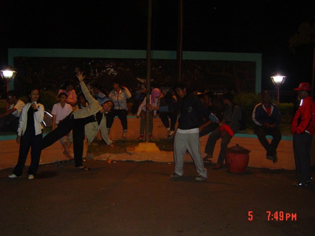 Bersantai di terminal Probolinggo