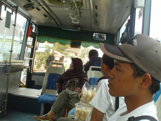 naik busway Di dalam busway