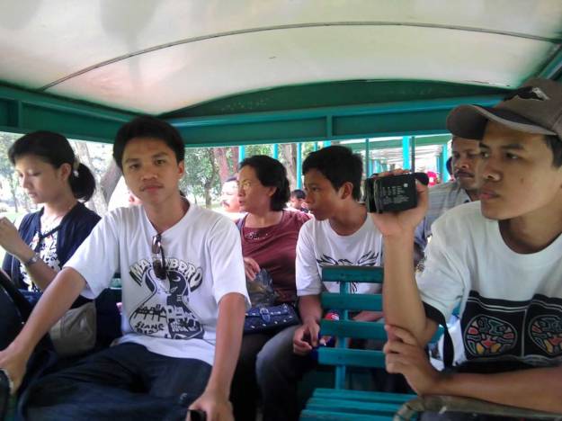 naik odong-odong Naik odong-odong