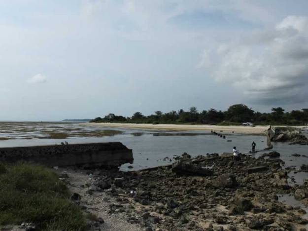 pantai Ujung Genteng