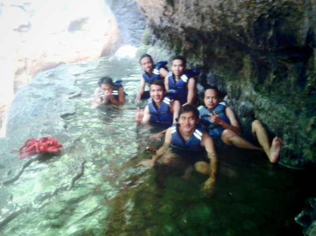 Di kolam "pemandian putri"