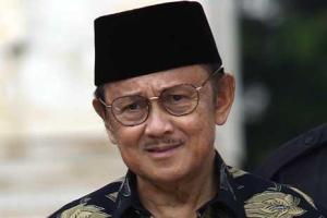 (2) BJ. Habibie