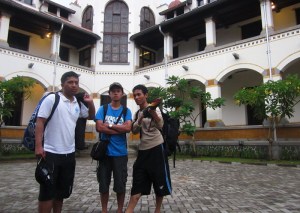 Di halaman tengah Lawang Sewu