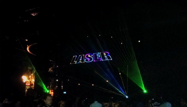 Atraksi Laser
