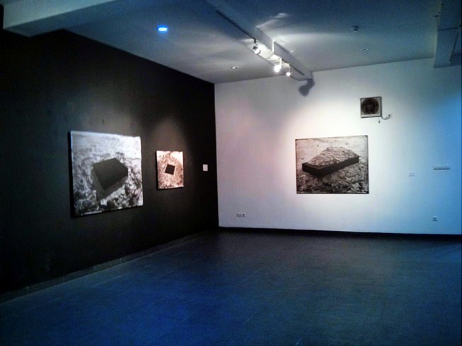 Karya foto di salah satu ruang galeri