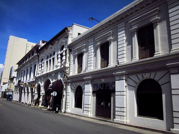 Bangunan bergaya kolonial