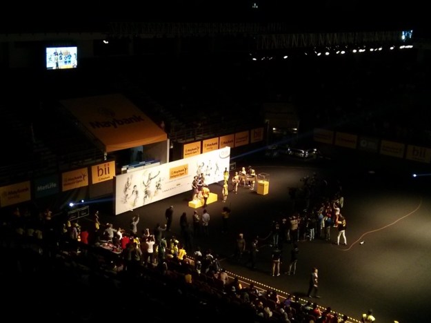 Victory ceremony ganda campuran