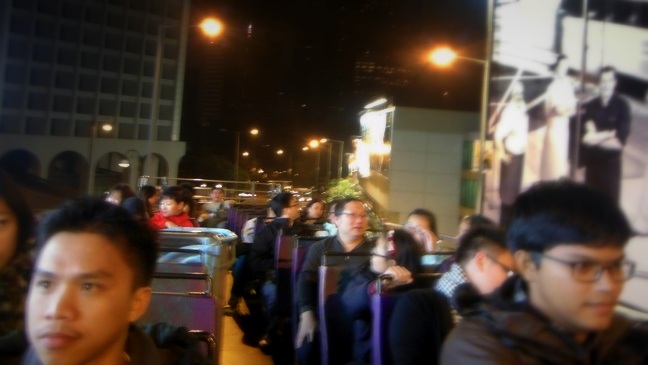 Naik di atas bus 15C double decker