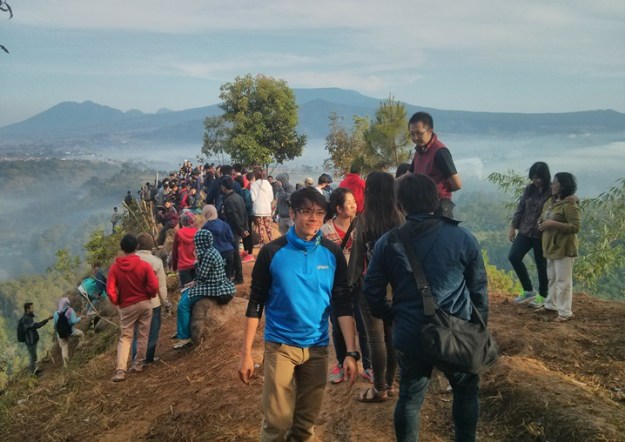 Padatnya pengunjung Tebing Keraton