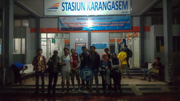 TIba di Stasiun Karangasem (foto oleh Putri)