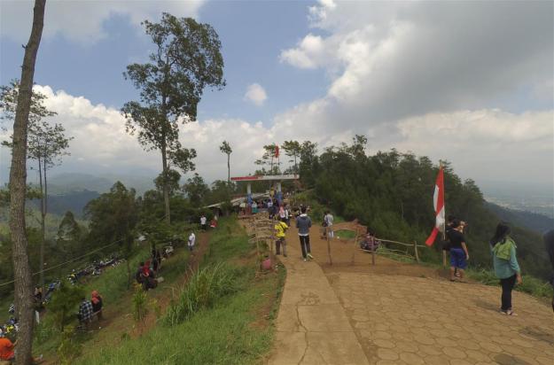 Suasana di Gunung Banyak