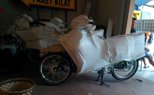 packing sepeda motor