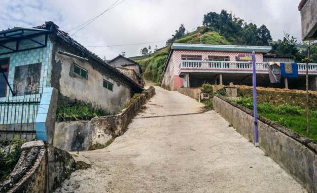 tanjakan-di-dusun-butuh