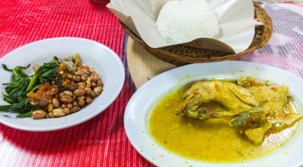 Ayam Betutu Khas Gilimanuk