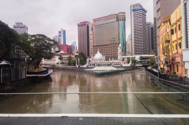 Masjid Jamek tampak dari Lookout Point
