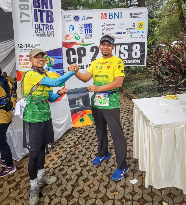 Serah terima buff di WS8 (photo by mas Har IF'86)